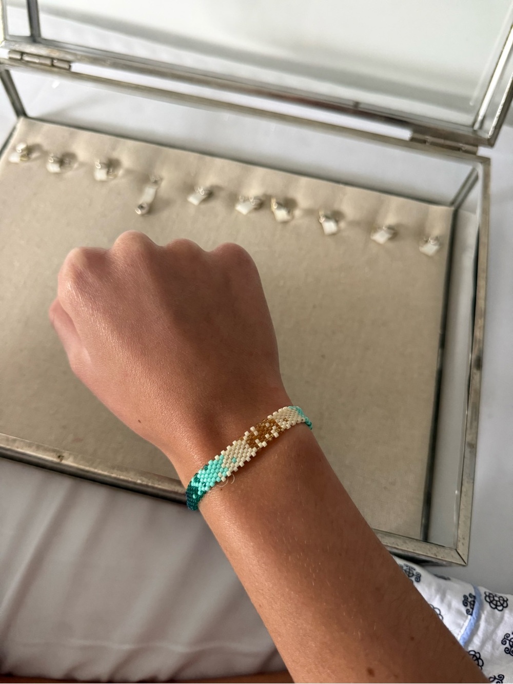 Handmade Beaded Bracelet in Teal, White & Gold